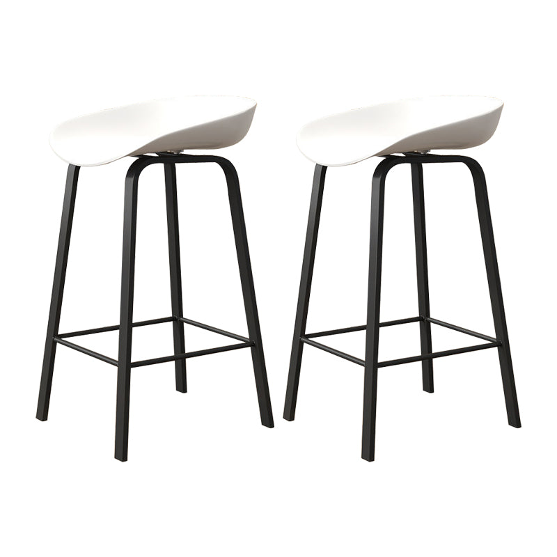 Modern Footrest Low Back Bar Stool Plastic Indoor Bucket Counter-height Stool White 2 Piece Set Clearhalo 'Bar Furniture' 'Bar Stools' 'bar_stools' 'furn' 'furn_bar_stools' 'furniture_bar_stools' 'Kitchen & Dining Furniture' 'kitchen&dining_furn' 'kitchen' 'kitchen_furn' Furniture' 4296760