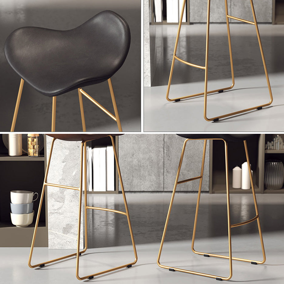 Glam Leather Bar Stools Patio Bar Stool with Iron Legs and Low Back Clearhalo 'Bar Furniture' 'Bar Stools' 'bar_stools' 'furn' 'furn_bar_stools' 'furniture_bar_stools' 'Kitchen & Dining Furniture' 'kitchen&dining_furn' 'kitchen' 'kitchen_furn' Furniture' 4296890