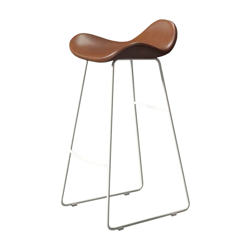 Glam Leather Bar Stools Patio Bar Stool with Iron Legs and Low Back White Brown Clearhalo 'Bar Furniture' 'Bar Stools' 'bar_stools' 'furn' 'furn_bar_stools' 'furniture_bar_stools' 'Kitchen & Dining Furniture' 'kitchen&dining_furn' 'kitchen' 'kitchen_furn' Furniture' 4296891