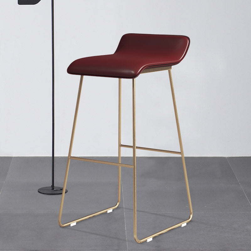 Glam Counter Round Bar Stool Armless Leather Bar Stool with Footrest Iron Base Red 1 Piece Bar Stool(30"H) Clearhalo 'Bar Furniture' 'Bar Stools' 'bar_stools' 'furn' 'furn_bar_stools' 'furniture_bar_stools' 'Kitchen & Dining Furniture' 'kitchen&dining_furn' 'kitchen' 'kitchen_furn' Furniture' 4297327