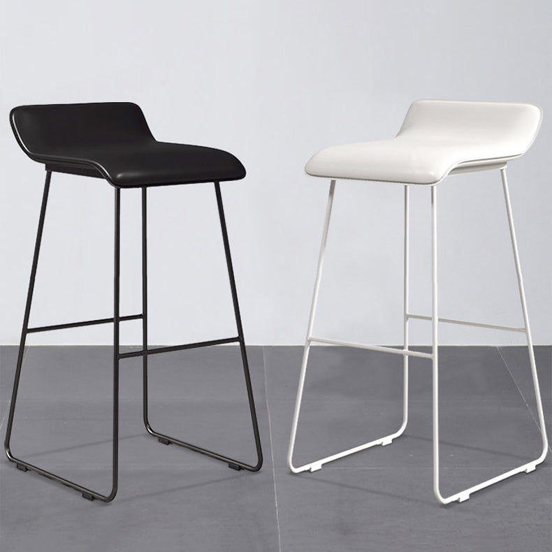 Glam Counter Round Bar Stool Armless Leather Bar Stool with Footrest Iron Base Clearhalo 'Bar Furniture' 'Bar Stools' 'bar_stools' 'furn' 'furn_bar_stools' 'furniture_bar_stools' 'Kitchen & Dining Furniture' 'kitchen&dining_furn' 'kitchen' 'kitchen_furn' Furniture' 4297332