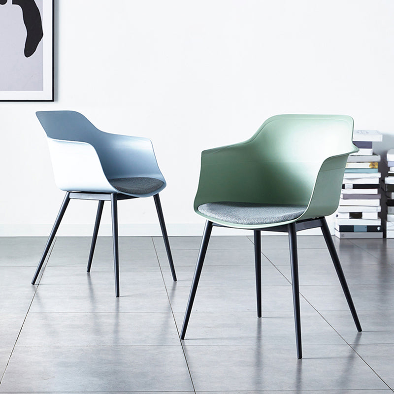 Plastic Modern Indoor-Outdoor Chair Dining Room Solid Back Upholstered Arm Chair Clearhalo ' kitchen&dining_furn' 'Dining Chairs' 'Dining Tables & Seating' 'dining_chair' 'Furniture' 'furniture_dining_chair' 'Kitchen & Dining Furniture' 'kitchen' 4315881