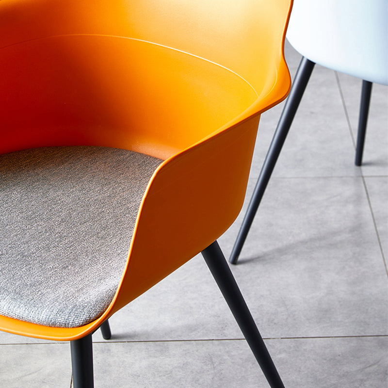 Plastic Modern Indoor-Outdoor Chair Dining Room Solid Back Upholstered Arm Chair Clearhalo ' kitchen&dining_furn' 'Dining Chairs' 'Dining Tables & Seating' 'dining_chair' 'Furniture' 'furniture_dining_chair' 'Kitchen & Dining Furniture' 'kitchen' 4315886