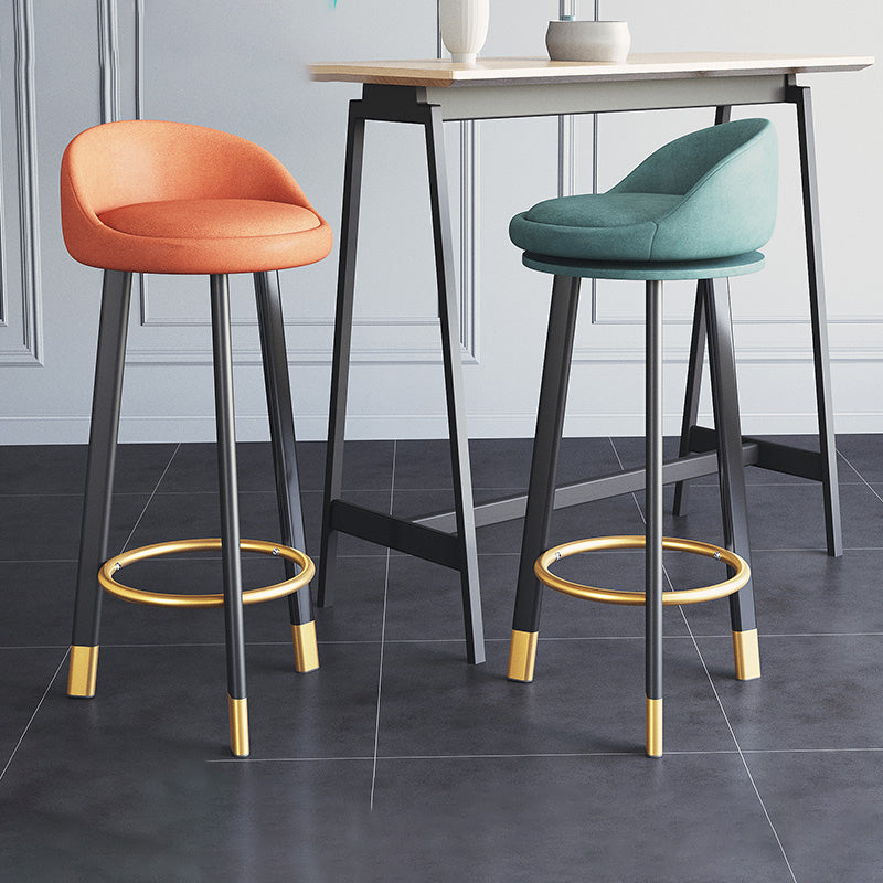 Modern Simple 28-inch Barstool Metal 3 Legs Bar Stool for Indoor, 1 Piece Clearhalo 'Bar Furniture' 'Bar Stools' 'bar_stools' 'furn' 'furn_bar_stools' 'furniture_bar_stools' 'Kitchen & Dining Furniture' 'kitchen&dining_furn' 'kitchen' 'kitchen_furn' Furniture' 4321529