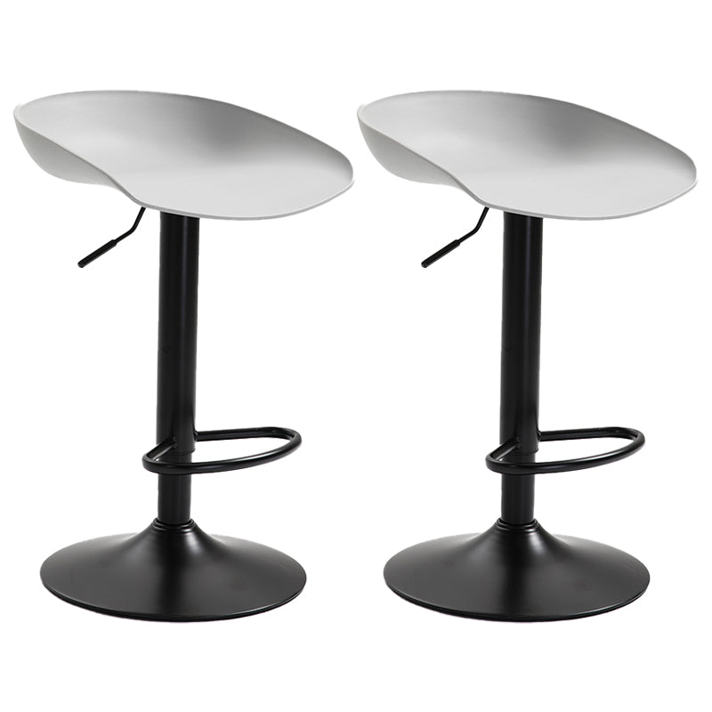 Industrial Style Plastic Seats Barstool Rotating Lifting Metal Leg Bar Stool for Indoor Light Gray Black 2 Piece Set Clearhalo 'Bar Furniture' 'Bar Stools' 'bar_stools' 'furn' 'furn_bar_stools' 'furniture_bar_stools' 'Kitchen & Dining Furniture' 'kitchen&dining_furn' 'kitchen' 'kitchen_furn' Furniture' 4329633
