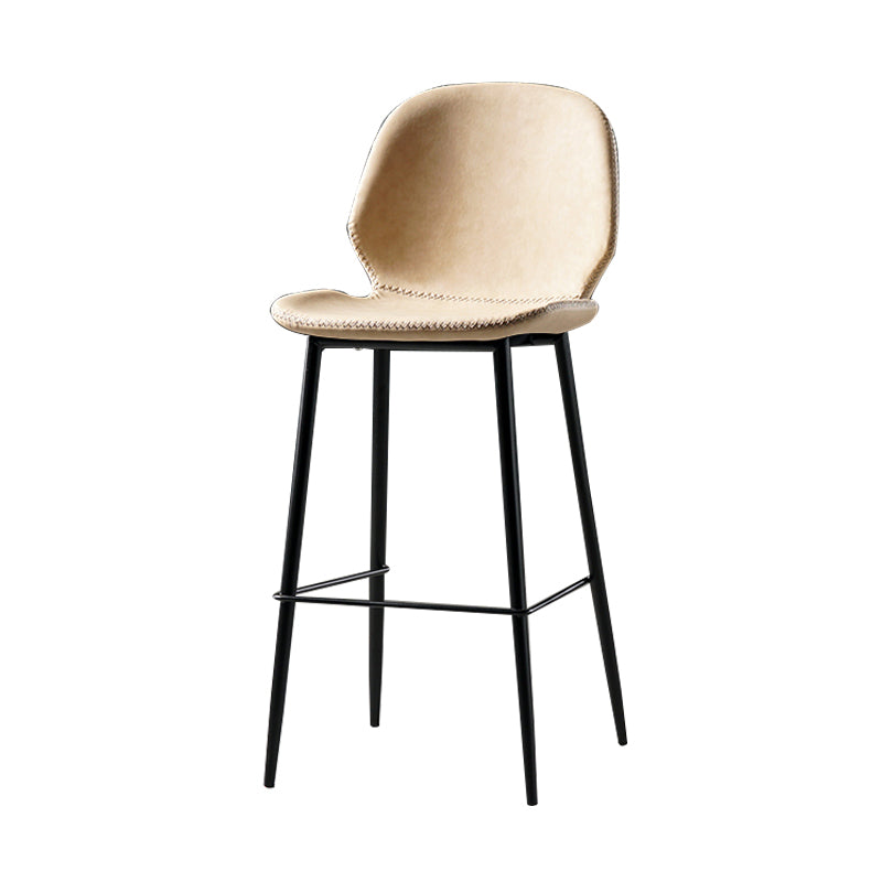 Industrial Leather Distressed Quilted Barstool Low Back Indoor Tall Stool Beige 1 Piece Counter Stool(26"H) Clearhalo 'Bar Furniture' 'Bar Stools' 'bar_stools' 'furn' 'furn_bar_stools' 'furniture_bar_stools' 'Kitchen & Dining Furniture' 'kitchen&dining_furn' 'kitchen' 'kitchen_furn' Furniture' 4330137