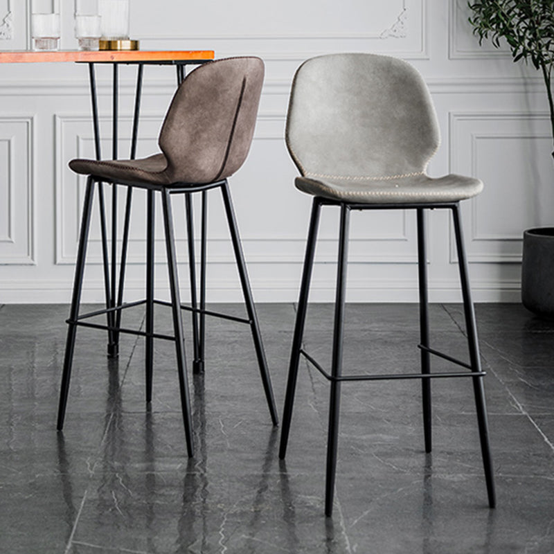 Industrial Leather Distressed Quilted Barstool Low Back Indoor Tall Stool Clearhalo 'Bar Furniture' 'Bar Stools' 'bar_stools' 'furn' 'furn_bar_stools' 'furniture_bar_stools' 'Kitchen & Dining Furniture' 'kitchen&dining_furn' 'kitchen' 'kitchen_furn' Furniture' 4330154