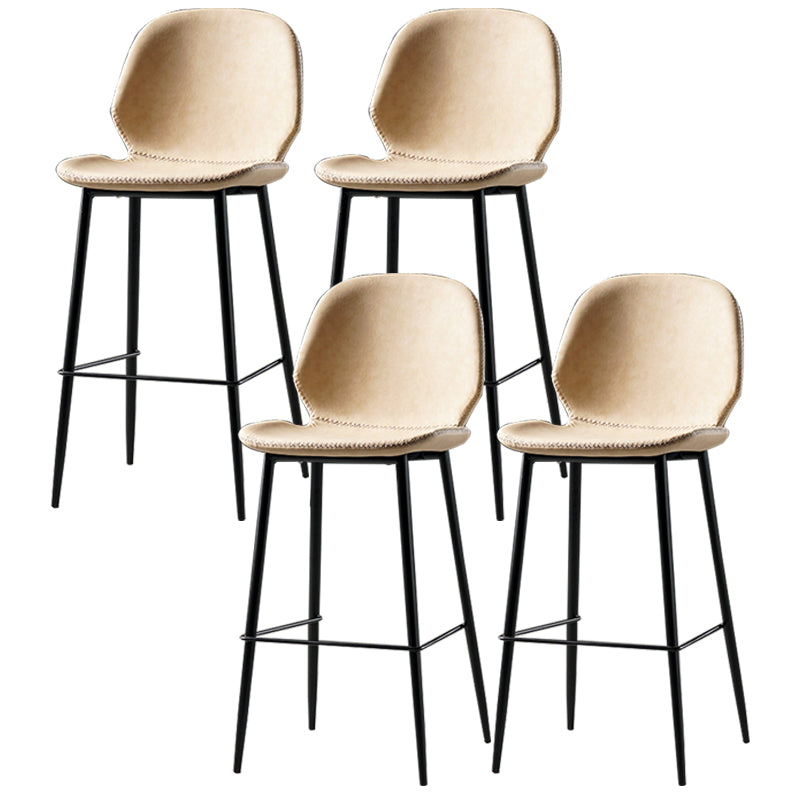 Industrial Leather Distressed Quilted Barstool Low Back Indoor Tall Stool Beige 4 Piece Set Counter Stool(26"H) Clearhalo 'Bar Furniture' 'Bar Stools' 'bar_stools' 'furn' 'furn_bar_stools' 'furniture_bar_stools' 'Kitchen & Dining Furniture' 'kitchen&dining_furn' 'kitchen' 'kitchen_furn' Furniture' 4330191
