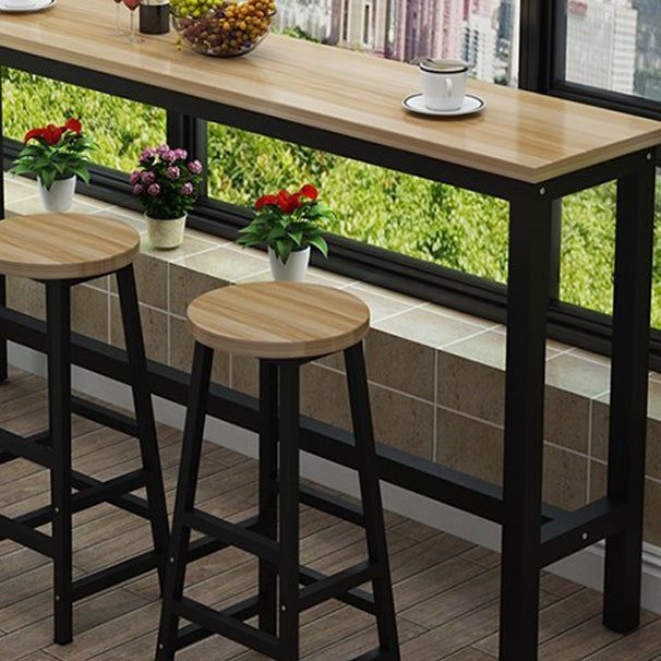Black and Natural Bistro Accent Dining Table Wood and Metal Cocktail Bar Table Clearhalo 'Bar Furniture' 'Bar Tables' 'bar_tables' 'furn' 'furn_bar_tables' 'Furniture' 'furniture_bar_tables' 'Kitchen & Dining Furniture' 'kitchen&dining_furn' 'kitchen' 4335526