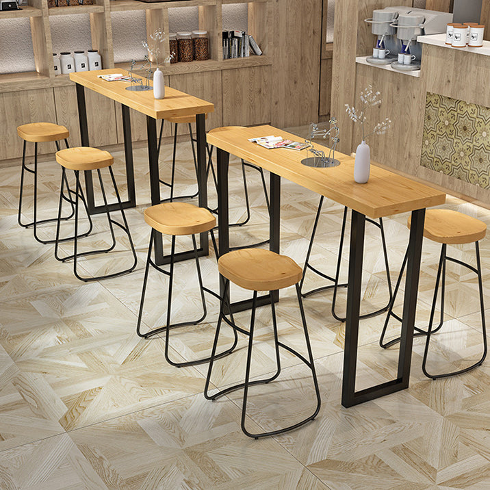 Cafe and Break-room Bistro Bar Desk Modern Rectangle Wood Counter-height Pub Table Clearhalo 'Bar Furniture' 'Bar Tables' 'bar_tables' 'furn' 'furn_bar_tables' 'Furniture' 'furniture_bar_tables' 'Kitchen & Dining Furniture' 'kitchen&dining_furn' 'kitchen' 4335601