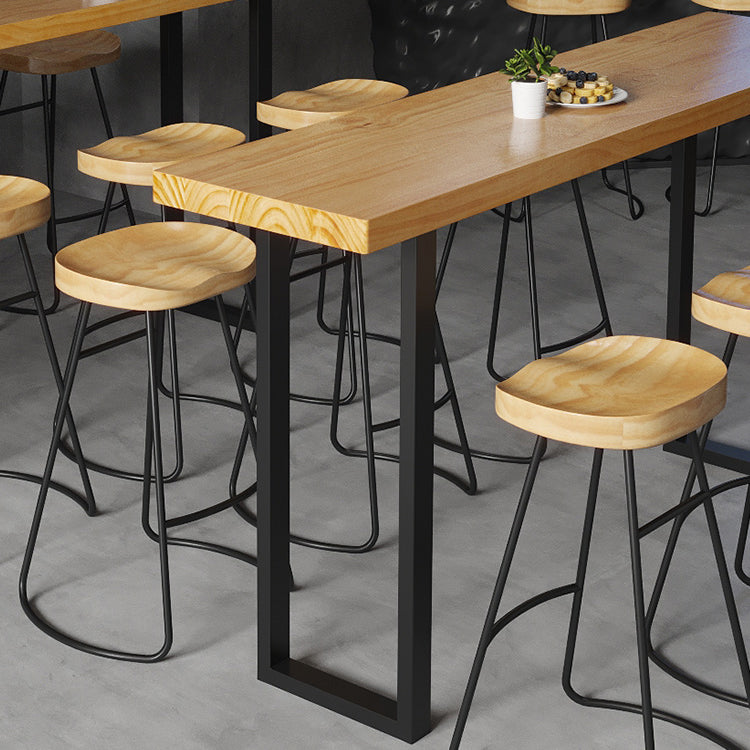 Cafe and Break-room Bistro Bar Desk Modern Rectangle Wood Counter-height Pub Table Clearhalo 'Bar Furniture' 'Bar Tables' 'bar_tables' 'furn' 'furn_bar_tables' 'Furniture' 'furniture_bar_tables' 'Kitchen & Dining Furniture' 'kitchen&dining_furn' 'kitchen' 4335607