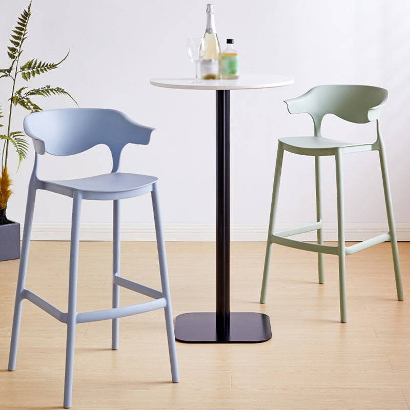 Stackable Plastic Indoor Counter Stools Low Back Scandinavian Bar Stools with Footrest Clearhalo 'Bar Furniture' 'Bar Stools' 'bar_stools' 'furn' 'furn_bar_stools' 'furniture_bar_stools' 'Kitchen & Dining Furniture' 'kitchen&dining_furn' 'kitchen' 'kitchen_furn' Furniture' 4339753