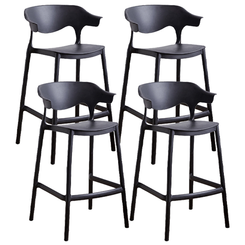 Stackable Plastic Indoor Counter Stools Low Back Scandinavian Bar Stools with Footrest Black 4 Piece Set Counter Stool(26"H) Clearhalo 'Bar Furniture' 'Bar Stools' 'bar_stools' 'furn' 'furn_bar_stools' 'furniture_bar_stools' 'Kitchen & Dining Furniture' 'kitchen&dining_furn' 'kitchen' 'kitchen_furn' Furniture' 4339808