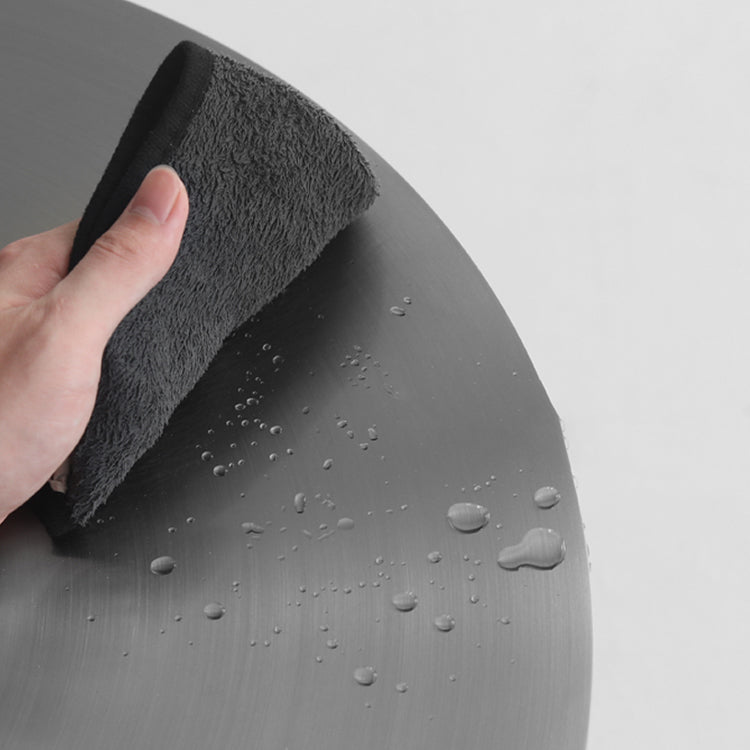 Contemporary Bar Dining Table Steel Bar Height Cocktail Table with Pedestal Base in Silver Clearhalo 'Bar Furniture' 'Bar Tables' 'bar_tables' 'furn' 'furn_bar_tables' 'Furniture' 'furniture_bar_tables' 'Kitchen & Dining Furniture' 'kitchen&dining_furn' 'kitchen' 4342761