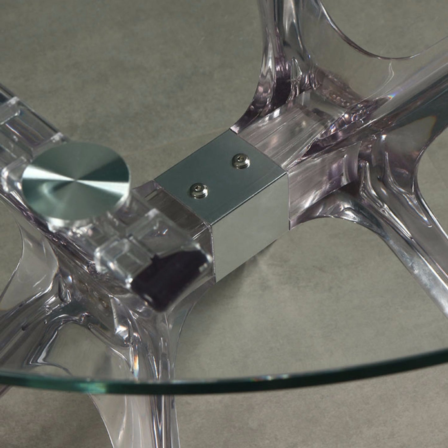 31.5" Modern Style Dining Table Round Glass Pedestal Dining Table for Home Use Clearhalo ' dining_table' 'Dining Tables & Seating' 'Dining Tables' 'furn' 'furn_dining_table' 'Furniture' 'furniture_dining_table' 'Kitchen & Dining Furniture' 'kitchen&dining_furn' 'kitchen' 'kitchen_dining_table' 4342814