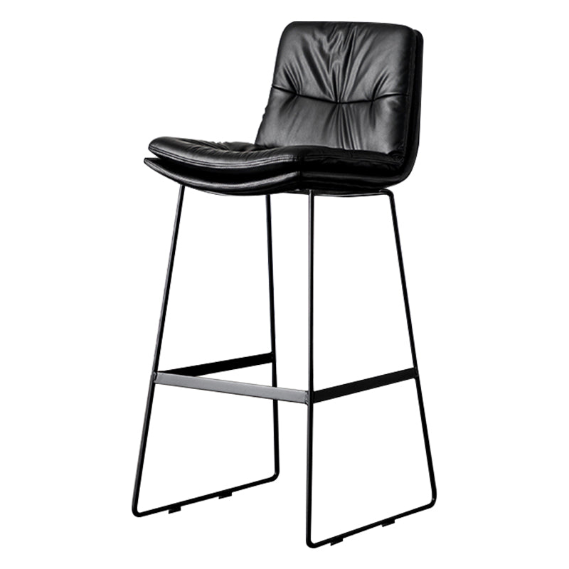Modern Bucket Low Back Bar Stool Iron Legs Footrest Indoor Counter Stool Black Bar Stool(30"H) Clearhalo 'Bar Furniture' 'Bar Stools' 'bar_stools' 'furn' 'furn_bar_stools' 'furniture_bar_stools' 'Kitchen & Dining Furniture' 'kitchen&dining_furn' 'kitchen' 'kitchen_furn' Furniture' 4344293