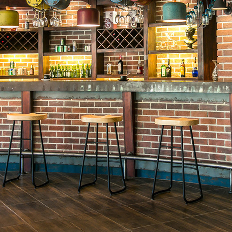 Iron Bar Stool Home Living Room Milk Tea Shop High Stool Bar Creative Modern Style Clearhalo 'Bar Furniture' 'Bar Stools' 'bar_stools' 'furn' 'furn_bar_stools' 'furniture_bar_stools' 'Kitchen & Dining Furniture' 'kitchen&dining_furn' 'kitchen' 'kitchen_furn' Furniture' 4344710