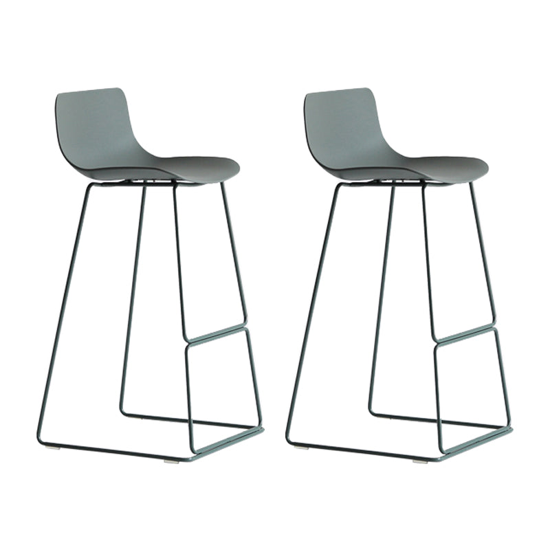 Contemporary Plastic Barstool Bristol Bar Stool With Metal Legs and Low Back Olive Green 2 Piece Set Clearhalo 'Bar Furniture' 'Bar Stools' 'bar_stools' 'furn' 'furn_bar_stools' 'furniture_bar_stools' 'Kitchen & Dining Furniture' 'kitchen&dining_furn' 'kitchen' 'kitchen_furn' Furniture' 4380433