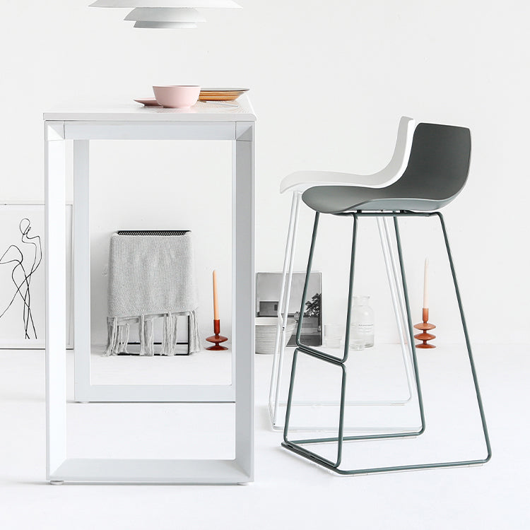 Contemporary Plastic Barstool Bristol Bar Stool With Metal Legs and Low Back Clearhalo 'Bar Furniture' 'Bar Stools' 'bar_stools' 'furn' 'furn_bar_stools' 'furniture_bar_stools' 'Kitchen & Dining Furniture' 'kitchen&dining_furn' 'kitchen' 'kitchen_furn' Furniture' 4380435