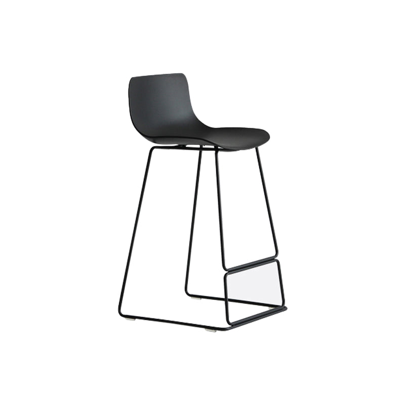 Contemporary Plastic Barstool Bristol Bar Stool With Metal Legs and Low Back Black 1 Piece Counter Stool(26"H) Clearhalo 'Bar Furniture' 'Bar Stools' 'bar_stools' 'furn' 'furn_bar_stools' 'furniture_bar_stools' 'Kitchen & Dining Furniture' 'kitchen&dining_furn' 'kitchen' 'kitchen_furn' Furniture' 4380457