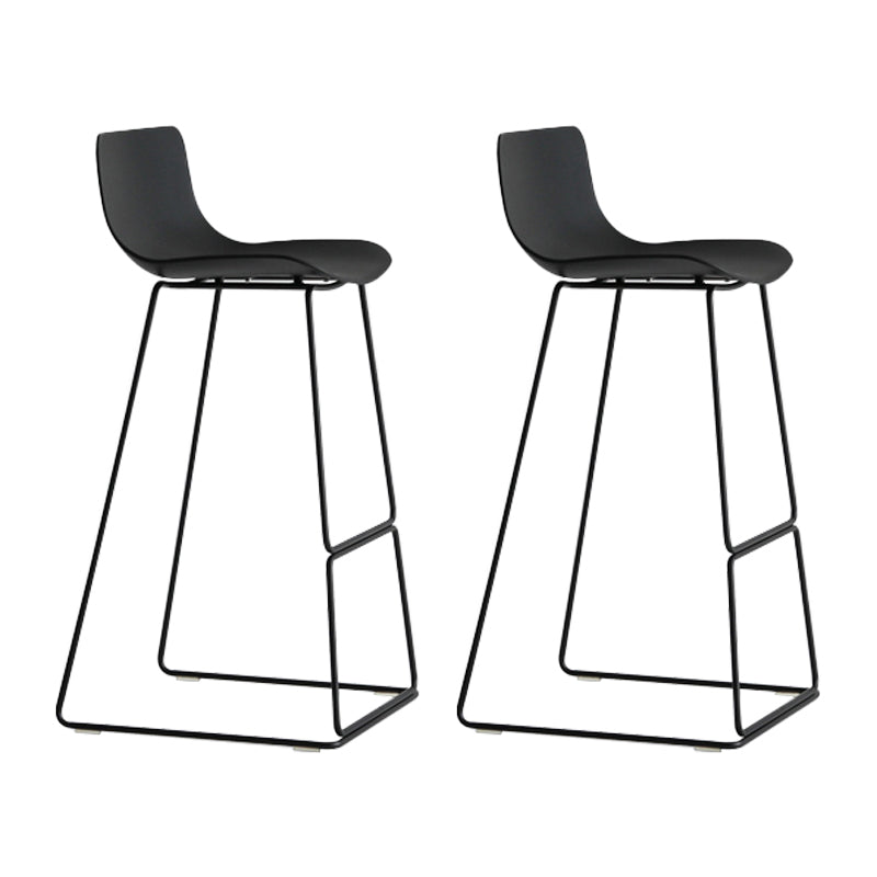 Contemporary Plastic Barstool Bristol Bar Stool With Metal Legs and Low Back Black 2 Piece Set Clearhalo 'Bar Furniture' 'Bar Stools' 'bar_stools' 'furn' 'furn_bar_stools' 'furniture_bar_stools' 'Kitchen & Dining Furniture' 'kitchen&dining_furn' 'kitchen' 'kitchen_furn' Furniture' 4380466