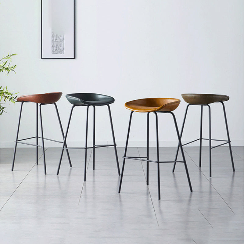 Industrial Metal Distressed Barstool Indoor Tall Stool with Leather Seat Clearhalo 'Bar Furniture' 'Bar Stools' 'bar_stools' 'furn' 'furn_bar_stools' 'furniture_bar_stools' 'Kitchen & Dining Furniture' 'kitchen&dining_furn' 'kitchen' 'kitchen_furn' Furniture' 4392337