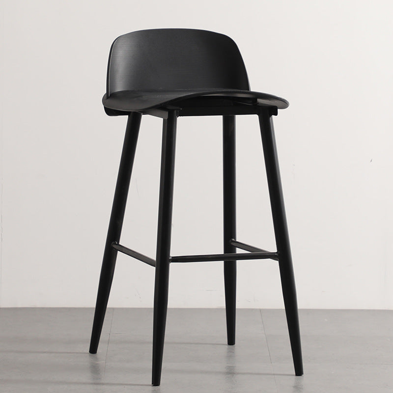 Scandinavian Plastic Counter Stools Low Back Indoor Bar Stools with Metal Footrest Black 1 Piece Clearhalo 'Bar Furniture' 'Bar Stools' 'bar_stools' 'furn' 'furn_bar_stools' 'furniture_bar_stools' 'Kitchen & Dining Furniture' 'kitchen&dining_furn' 'kitchen' 'kitchen_furn' Furniture' 4392623