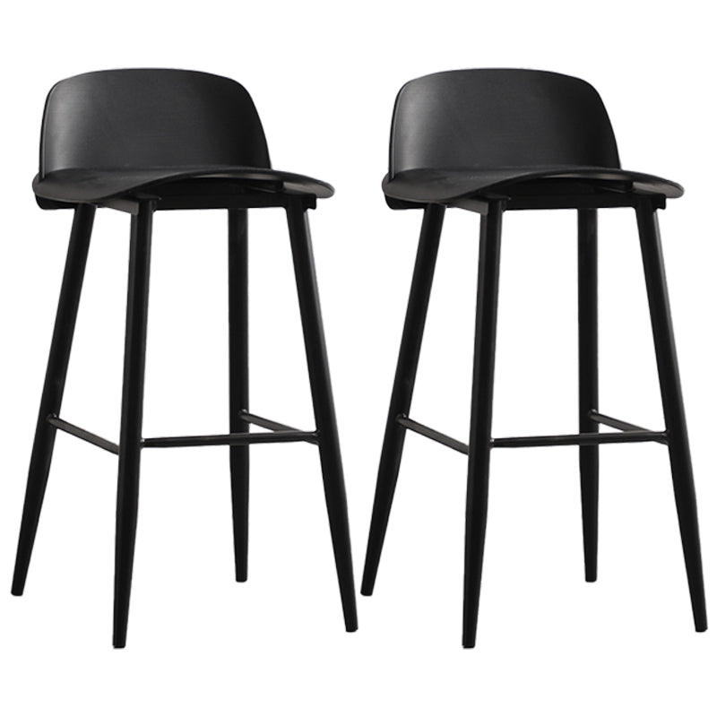 Scandinavian Plastic Counter Stools Low Back Indoor Bar Stools with Metal Footrest Black 2 Piece Set Clearhalo 'Bar Furniture' 'Bar Stools' 'bar_stools' 'furn' 'furn_bar_stools' 'furniture_bar_stools' 'Kitchen & Dining Furniture' 'kitchen&dining_furn' 'kitchen' 'kitchen_furn' Furniture' 4392624