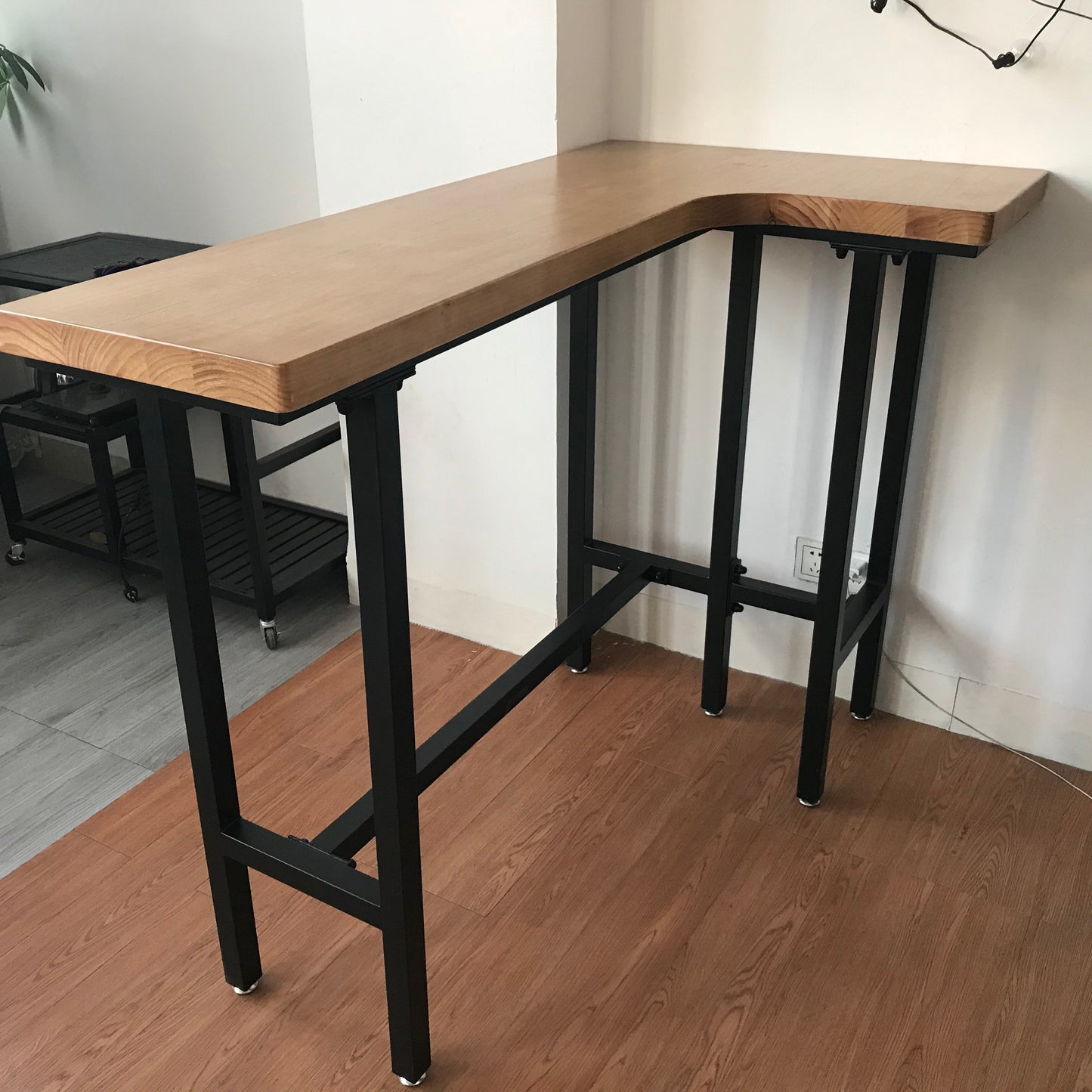 Industrial Black Iron Bar Table Wood Specialty Top 41.3"H Bistro Table for Living Room Clearhalo 'Bar Furniture' 'Bar Tables' 'bar_tables' 'furn' 'furn_bar_tables' 'Furniture' 'furniture_bar_tables' 'Kitchen & Dining Furniture' 4393359