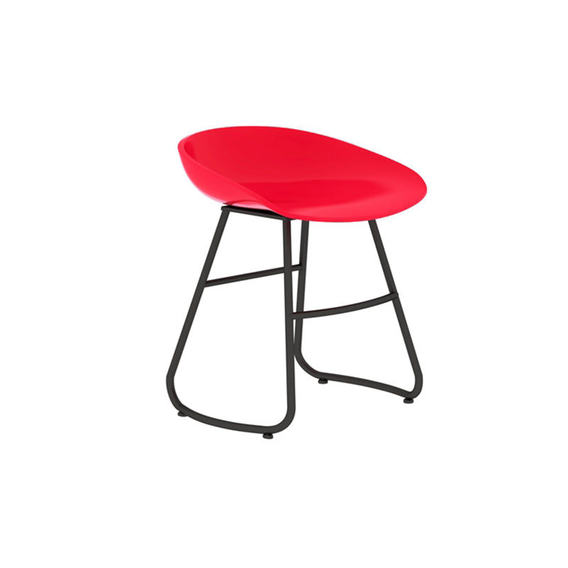 Simple Iron Low Back Barstool Nordic Indoor Tall Stool with Bucket Seat Red 1 Piece Short Stool(18"H) Clearhalo 'Bar Furniture' 'Bar Stools' 'bar_stools' 'furn' 'furn_bar_stools' 'furniture_bar_stools' 'Kitchen & Dining Furniture' 'kitchen&dining_furn' 'kitchen' 'kitchen_furn' Furniture' 4393374