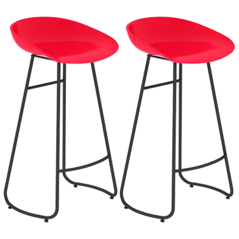 Simple Iron Low Back Barstool Nordic Indoor Tall Stool with Bucket Seat Red 2 Piece Set Bar Stool(30"H) Clearhalo 'Bar Furniture' 'Bar Stools' 'bar_stools' 'furn' 'furn_bar_stools' 'furniture_bar_stools' 'Kitchen & Dining Furniture' 'kitchen&dining_furn' 'kitchen' 'kitchen_furn' Furniture' 4393388