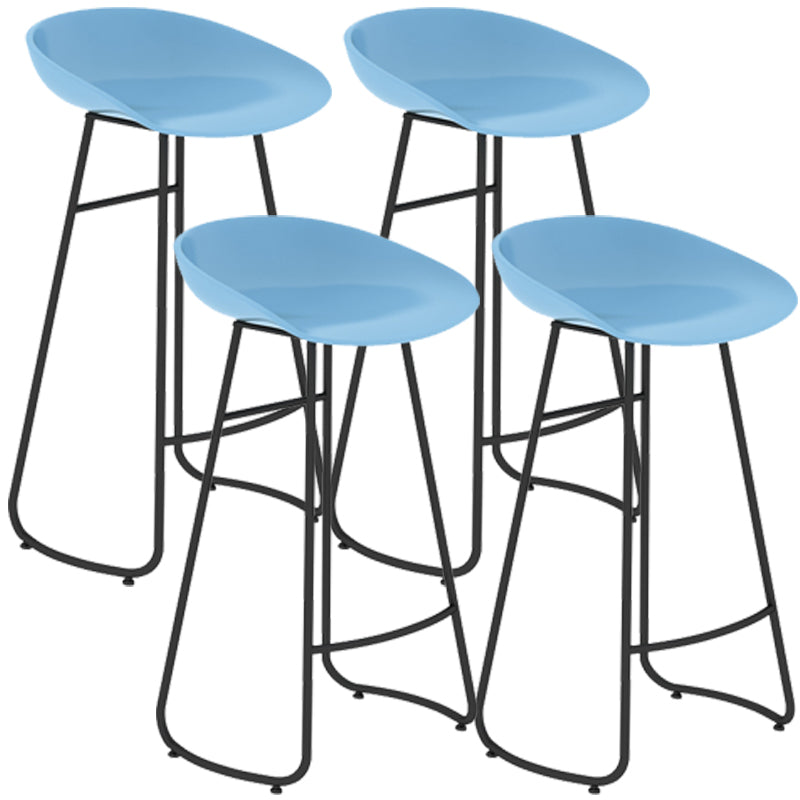 Simple Iron Low Back Barstool Nordic Indoor Tall Stool with Bucket Seat Blue 4 Piece Set Bar Stool(30"H) Clearhalo 'Bar Furniture' 'Bar Stools' 'bar_stools' 'furn' 'furn_bar_stools' 'furniture_bar_stools' 'Kitchen & Dining Furniture' 'kitchen&dining_furn' 'kitchen' 'kitchen_furn' Furniture' 4393422