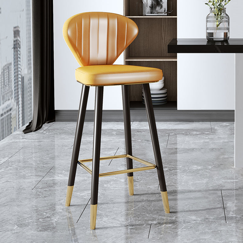 Scandinavian Swivel Leather Counter Stools Black Low Back Bar Stools with Footrest Yellow 1 Piece Clearhalo 'Bar Furniture' 'Bar Stools' 'bar_stools' 'furn' 'furn_bar_stools' 'furniture_bar_stools' 'Kitchen & Dining Furniture' 'kitchen&dining_furn' 'kitchen' 'kitchen_furn' Furniture' 4395648