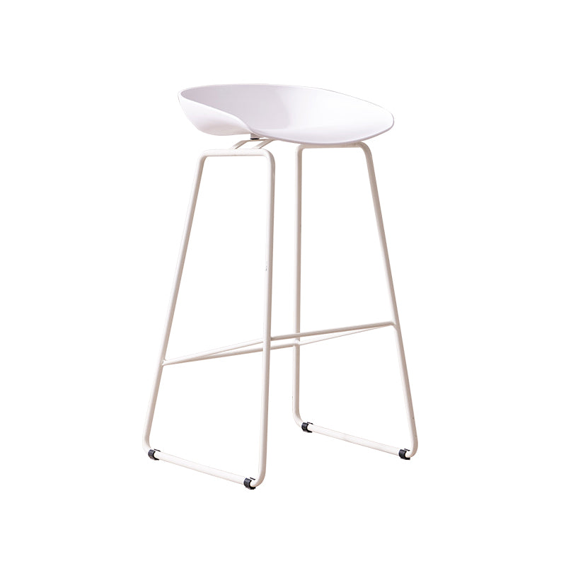 Scandinavian Style Bar-stool with Bucket Seat Counter Stool for Kitchen Bar Clearhalo 'Bar Furniture' 'Bar Stools' 'bar_stools' 'furn' 'furn_bar_stools' 'furniture_bar_stools' 'Kitchen & Dining Furniture' 'kitchen&dining_furn' 'kitchen' 'kitchen_furn' Furniture' 4400794