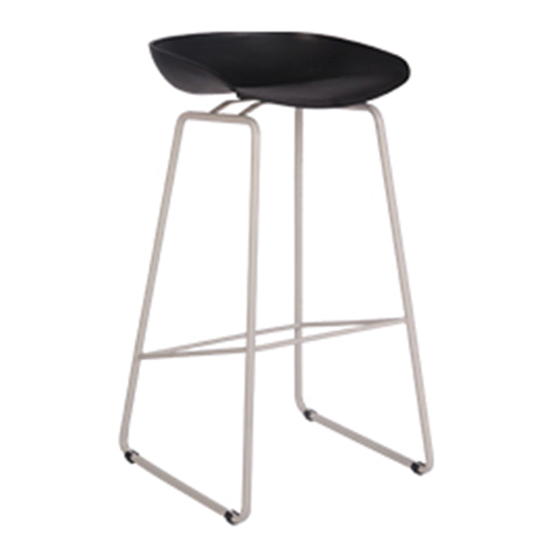 Scandinavian Style Bar-stool with Bucket Seat Counter Stool for Kitchen Bar Textured Black 1 Piece Clearhalo 'Bar Furniture' 'Bar Stools' 'bar_stools' 'furn' 'furn_bar_stools' 'furniture_bar_stools' 'Kitchen & Dining Furniture' 'kitchen&dining_furn' 'kitchen' 'kitchen_furn' Furniture' 4400795