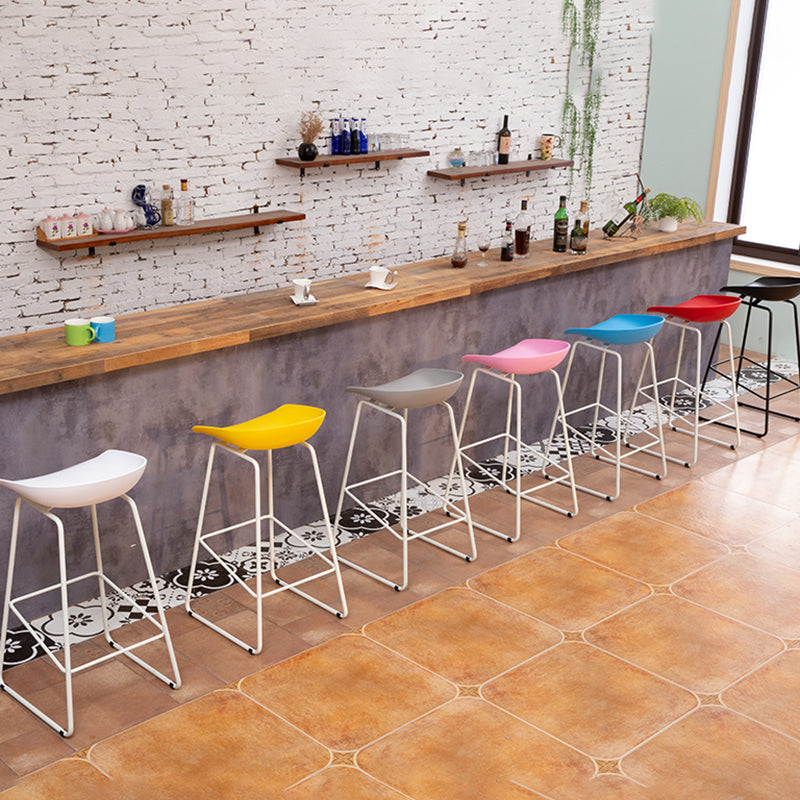 Scandinavian Style Bar-stool with Bucket Seat Counter Stool for Kitchen Bar Clearhalo 'Bar Furniture' 'Bar Stools' 'bar_stools' 'furn' 'furn_bar_stools' 'furniture_bar_stools' 'Kitchen & Dining Furniture' 'kitchen&dining_furn' 'kitchen' 'kitchen_furn' Furniture' 4400809