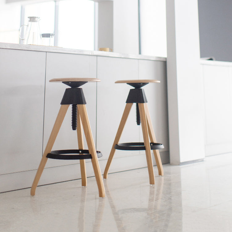 Adjustable Counter Bar Stool Armless Wood Bar Stool with Footrest and Swivel Clearhalo 'Bar Furniture' 'Bar Stools' 'bar_stools' 'furn' 'furn_bar_stools' 'furniture_bar_stools' 'Kitchen & Dining Furniture' 'kitchen&dining_furn' 'kitchen' 'kitchen_furn' Furniture' 4400953