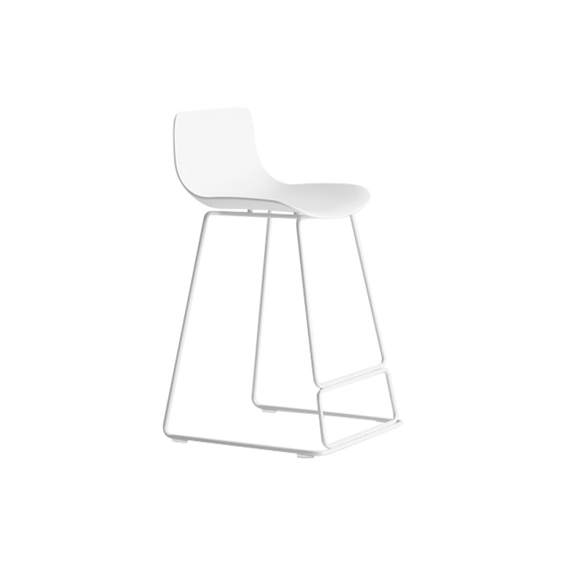 Modern Metal Plastic Bar Stools Indoor Barstool with Iron Legs and Low Back White 1 Piece Counter Stool(26"H) Clearhalo 'Bar Furniture' 'Bar Stools' 'bar_stools' 'furn' 'furn_bar_stools' 'furniture_bar_stools' 'Kitchen & Dining Furniture' 'kitchen&dining_furn' 'kitchen' 'kitchen_furn' Furniture' 4401214