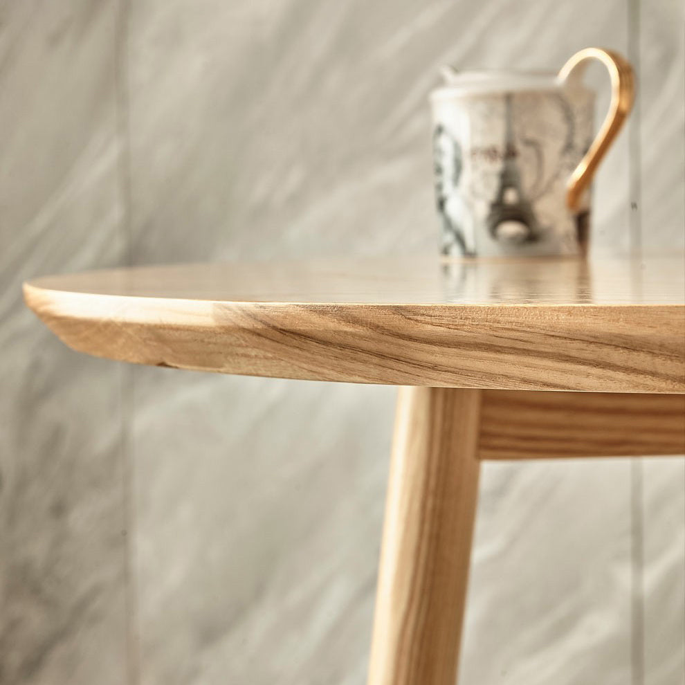Round Shape Wood Top Counter Table 4 Legs Industrial Bar Table for Dining Room Clearhalo 'Bar Furniture' 'Bar Tables' 'bar_tables' 'furn' 'furn_bar_tables' 'Furniture' 'furniture_bar_tables' 'Kitchen & Dining Furniture' 4401462