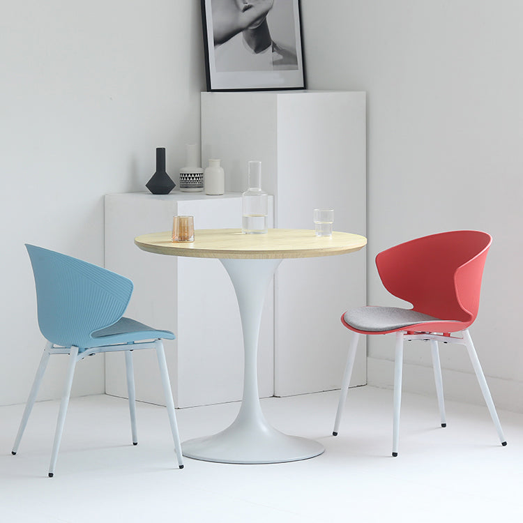 Modern Round Wood Dining Table Standard Kitchen Dining Table with Tulip Base Natural 23.6"L x 23.6"W x 29.5"H Without Chairs Clearhalo ' dining_table' 'Dining Tables & Seating' 'Dining Tables' 'furn' 'furn_dining_table' 'Furniture' 'furniture_dining_table' 'Kitchen & Dining Furniture' 'kitchen&dining_furn' 'kitchen' 'kitchen_dining_table' 4422184