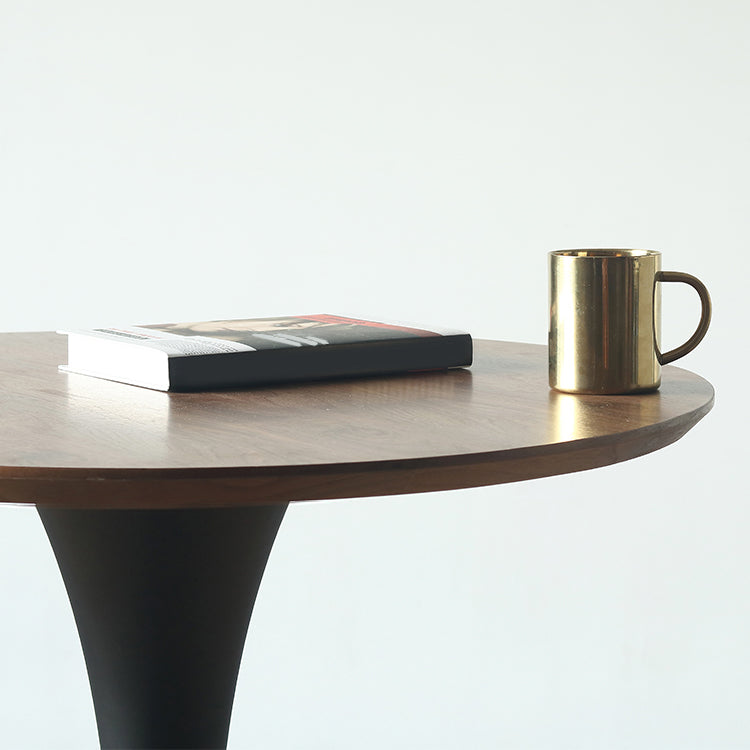 Modern Round Wood Dining Table Standard Kitchen Dining Table with Tulip Base Clearhalo ' dining_table' 'Dining Tables & Seating' 'Dining Tables' 'furn' 'furn_dining_table' 'Furniture' 'furniture_dining_table' 'Kitchen & Dining Furniture' 'kitchen&dining_furn' 'kitchen' 'kitchen_dining_table' 4422194