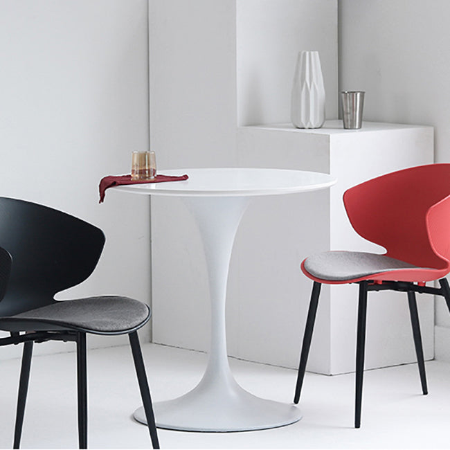 Modern Round Wood Dining Table Standard Kitchen Dining Table with Tulip Base Clearhalo ' dining_table' 'Dining Tables & Seating' 'Dining Tables' 'furn' 'furn_dining_table' 'Furniture' 'furniture_dining_table' 'Kitchen & Dining Furniture' 'kitchen&dining_furn' 'kitchen' 'kitchen_dining_table' 4422199