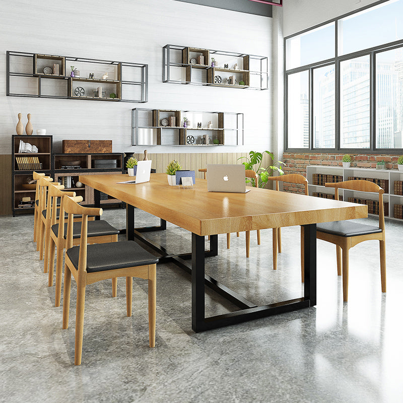 Metal Industrial Rectangle Dining Table Pine Solid Wood Top Table with Trestle Base Clearhalo ' dining_table' 'Dining Tables & Seating' 'Dining Tables' 'furn' 'furn_dining_table' 'Furniture' 'furniture_dining_table' 'Kitchen & Dining Furniture' 'kitchen&dining_furn' 'kitchen' 'kitchen_dining_table' 4422242