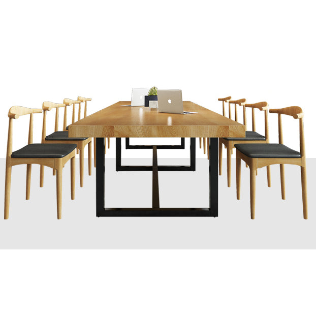 Metal Industrial Rectangle Dining Table Pine Solid Wood Top Table with Trestle Base Clearhalo ' dining_table' 'Dining Tables & Seating' 'Dining Tables' 'furn' 'furn_dining_table' 'Furniture' 'furniture_dining_table' 'Kitchen & Dining Furniture' 'kitchen&dining_furn' 'kitchen' 'kitchen_dining_table' 4422249