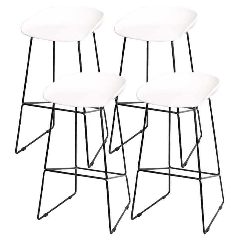 Scandinavian Metal Plastic Counter Stools Backless Bar Stools with Footrest White Black 4 Piece Set Clearhalo 'Bar Furniture' 'Bar Stools' 'bar_stools' 'furn' 'furn_bar_stools' 'furniture_bar_stools' 'Kitchen & Dining Furniture' 'kitchen&dining_furn' 'kitchen' 'kitchen_furn' Furniture' 4422626