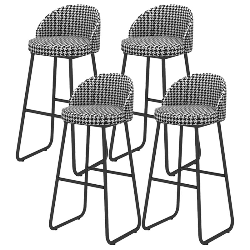 Scandinavian Iron Counter Stools Upholstered Low Back Bar Stools with Round Seat Black White Black 4 Piece Set Clearhalo 'Bar Furniture' 'Bar Stools' 'bar_stools' 'furn' 'furn_bar_stools' 'furniture_bar_stools' 'Kitchen & Dining Furniture' 'kitchen&dining_furn' 'kitchen' 'kitchen_furn' Furniture' 4422665
