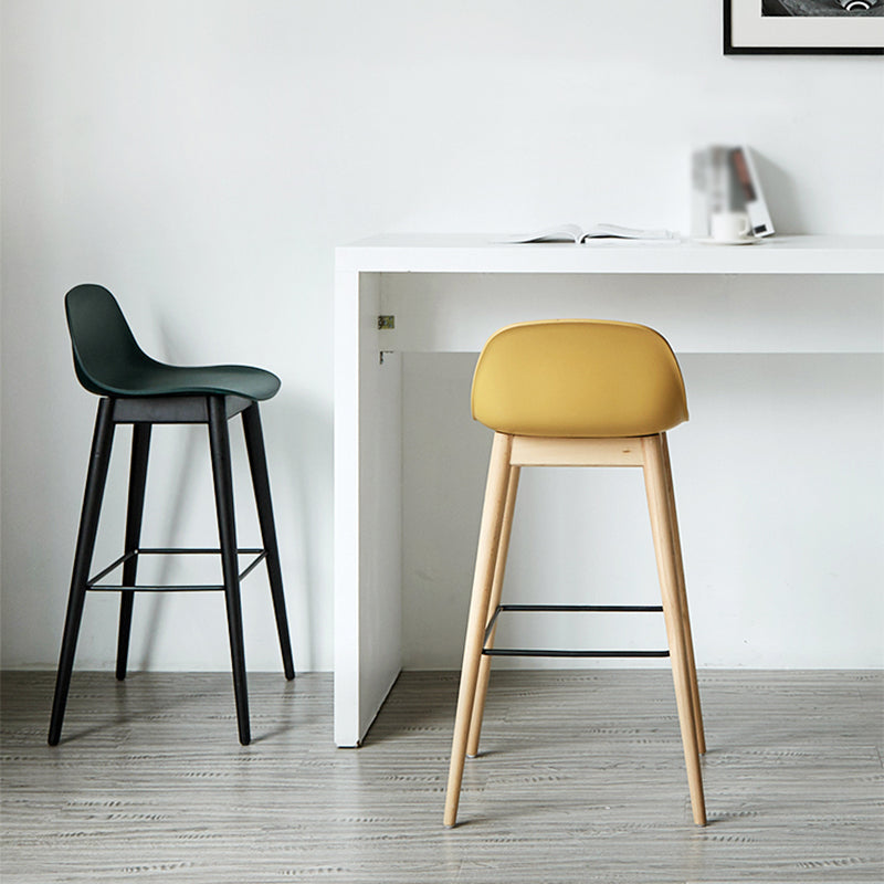 Scandinavian Wood Counter Stools Plastic Low Back Bar Stools with Footrest Clearhalo 'Bar Furniture' 'Bar Stools' 'bar_stools' 'furn' 'furn_bar_stools' 'furniture_bar_stools' 'Kitchen & Dining Furniture' 'kitchen&dining_furn' 'kitchen' 'kitchen_furn' Furniture' 4422678