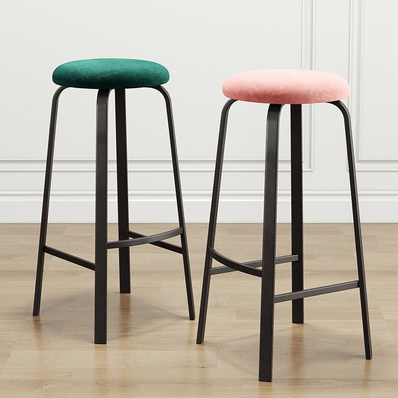 Stackable Black Counter Stools Backless Scandinavian Metal Bar Stools (Set of 3) Clearhalo 'Bar Furniture' 'Bar Stools' 'bar_stools' 'furn' 'furn_bar_stools' 'furniture_bar_stools' 'Kitchen & Dining Furniture' 'kitchen&dining_furn' 'kitchen' 'kitchen_furn' Furniture' 4422932