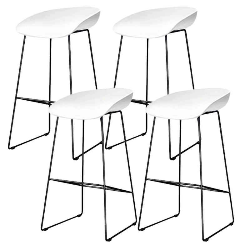 Scandinavian Black Metal Plastic Counter Stools Backless Bar Stools (Set of 4) White 4 Piece Set Clearhalo 'Bar Furniture' 'Bar Stools' 'bar_stools' 'furn' 'furn_bar_stools' 'furniture_bar_stools' 'Kitchen & Dining Furniture' 'kitchen&dining_furn' 'kitchen' 'kitchen_furn' Furniture' 4422951