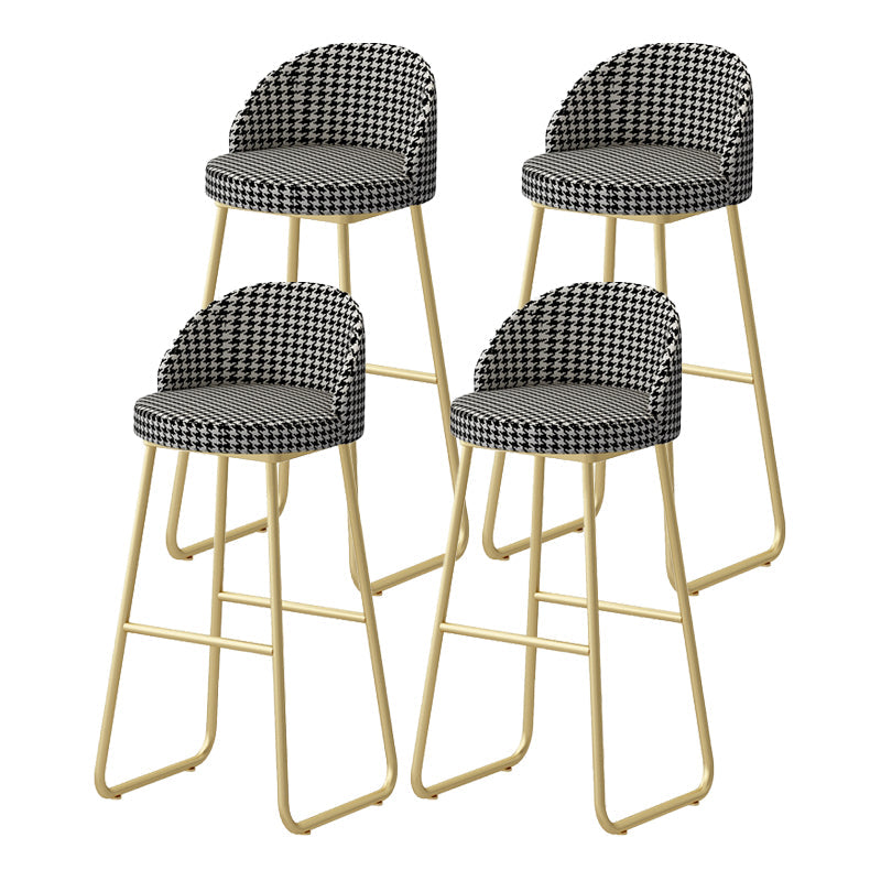 Modern Style Bar-stool Sled Iron Legs Round Leather Seat with Footrest for Kitchen Bar Black White 4 Piece Set Clearhalo 'Bar Furniture' 'Bar Stools' 'bar_stools' 'furn' 'furn_bar_stools' 'furniture_bar_stools' 'Kitchen & Dining Furniture' 'kitchen&dining_furn' 'kitchen' 'kitchen_furn' Furniture' 4430328